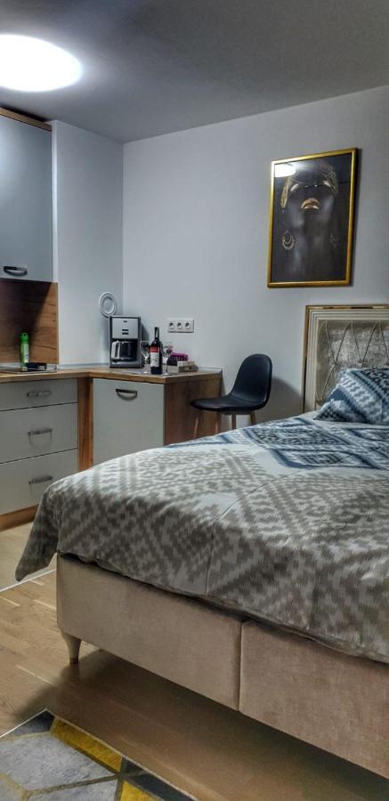 Identity By Nights & Smiles Apartment Tuzla Exterior photo